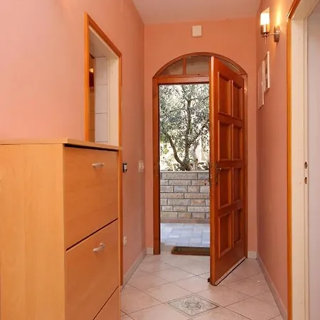 Apartments By The Sea Karbuni, Korcula - 9308 Prizba Exterior photo
